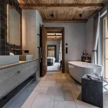 Апартаменты Chalet With Pool