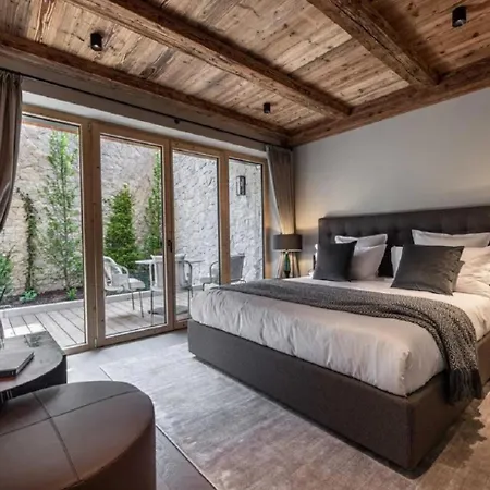 Апартаменты Chalet With Pool